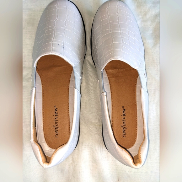 Comfort View Harlee Women's Slip On Flats - Picture 6 of 11